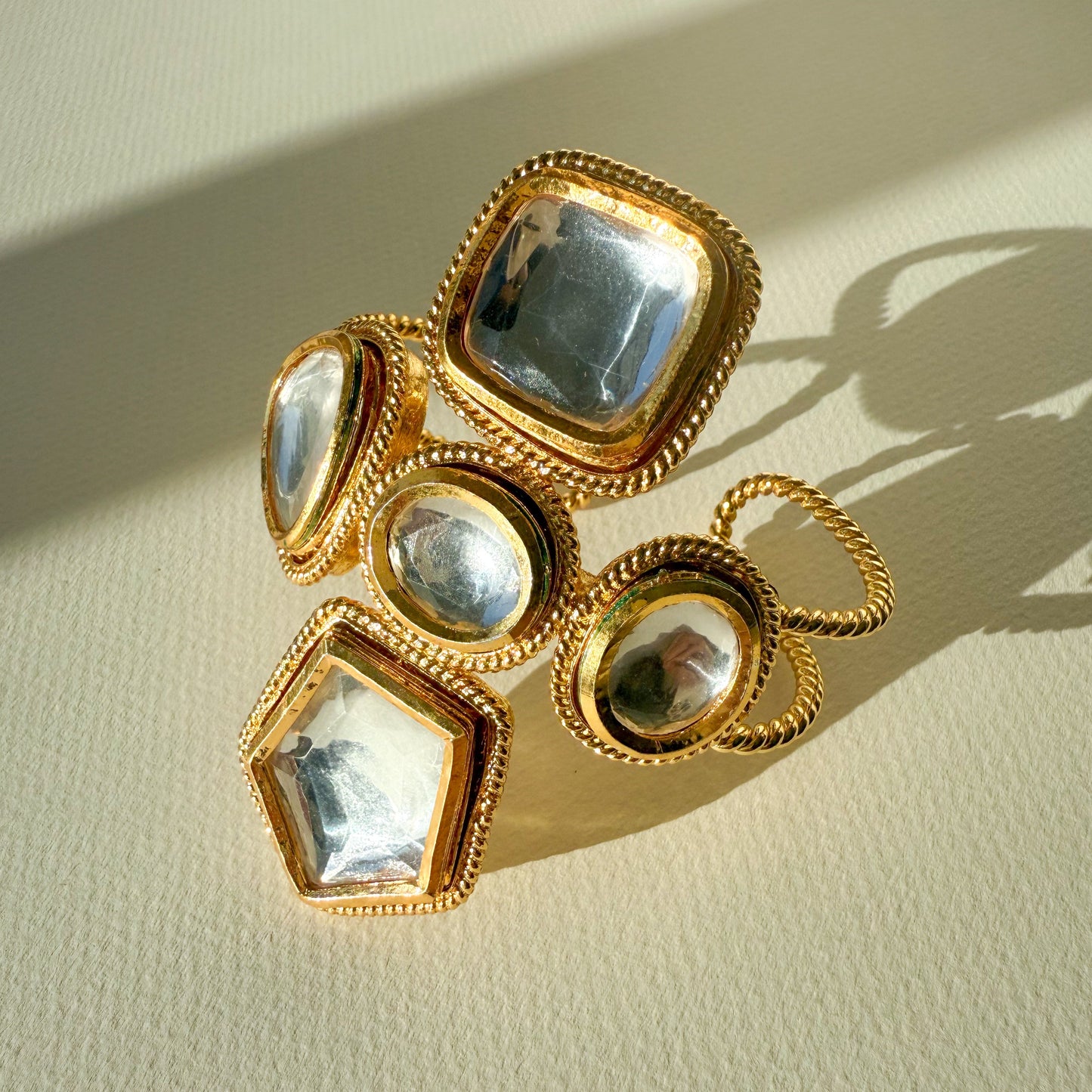 Polki Vatican Handcuff